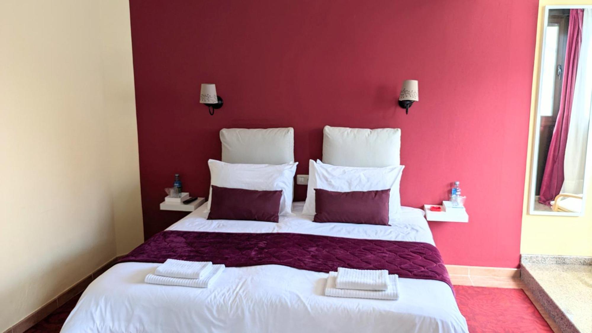Pension Club Del Mar Cayón Екстериор снимка